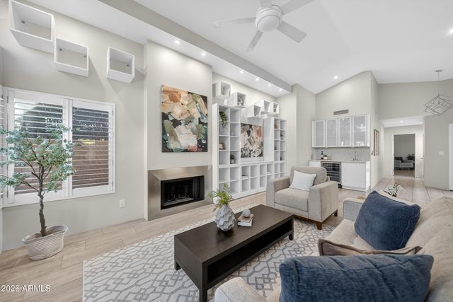 15831 N 50TH Street, Scottsdale, AZ 85254