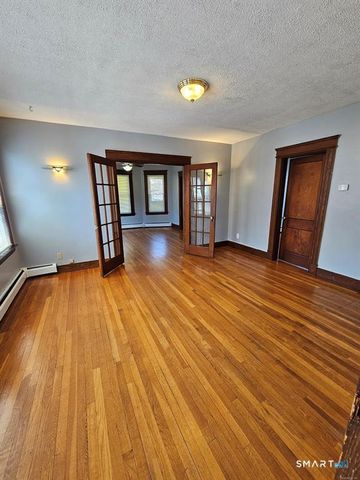 75 Vernon Street, Waterbury, CT 06708