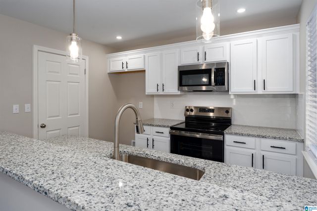 2428 GLENMORE COURT, Clay, AL 35235