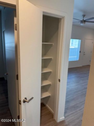 1833 S Poetry Lane, Tucson, AZ 85711