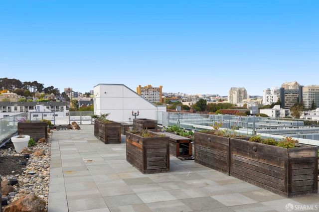 555 Fulton Street 301, San Francisco, CA 94102