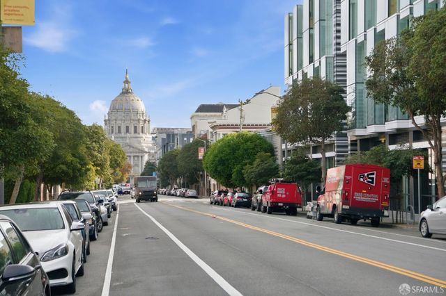 555 Fulton Street 301, San Francisco, CA 94102