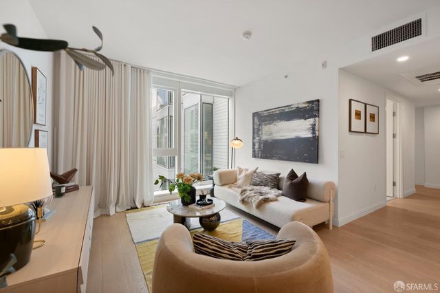 555 Fulton Street 301, San Francisco, CA 94102