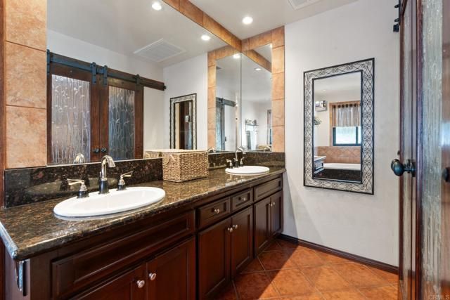 1144 Bellvine Trail, El Cajon, CA 92019