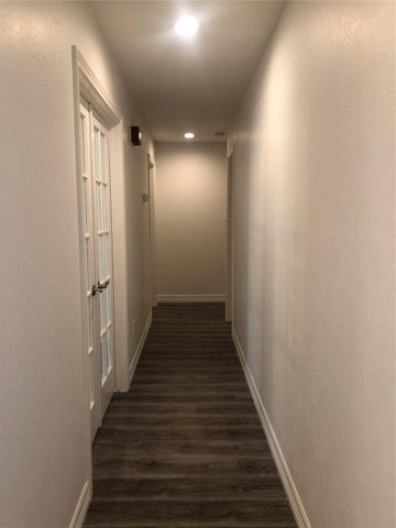 135 Lakeside Drive, Conroe, TX 77356