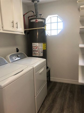 135 Lakeside Drive, Conroe, TX 77356