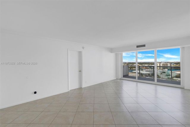 2701 N Ocean Boulevard 14B, Fort Lauderdale, FL 33308