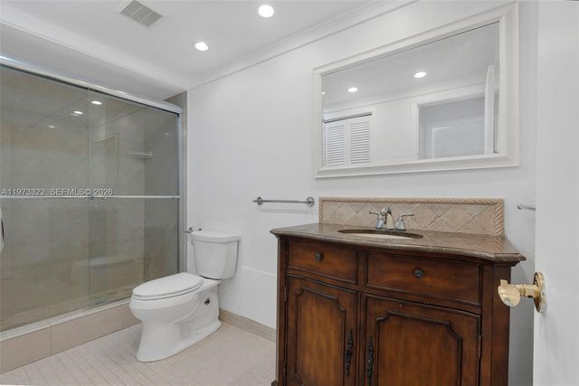 2701 N Ocean Boulevard 14B, Fort Lauderdale, FL 33308