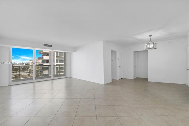 2701 N Ocean Boulevard 14B, Fort Lauderdale, FL 33308