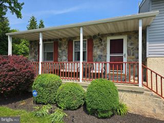100 CONSTITUTION AVE, Reading, PA 19606