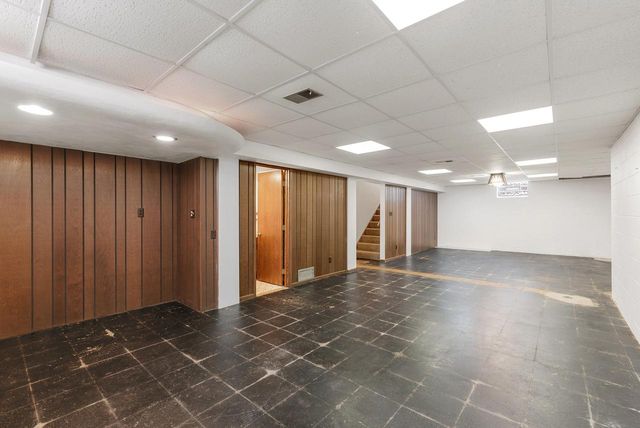 3756 S 124th STREET, Greenfield, WI 53228