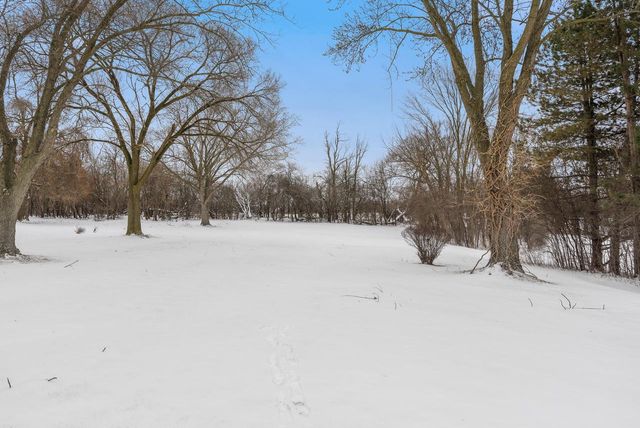 3756 S 124th STREET, Greenfield, WI 53228
