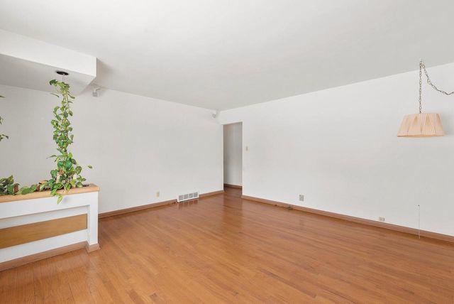 3756 S 124th STREET, Greenfield, WI 53228