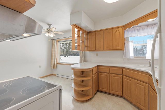 3756 S 124th STREET, Greenfield, WI 53228