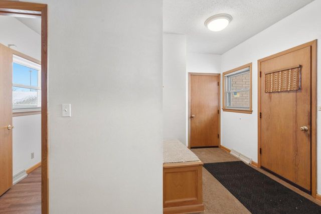 3756 S 124th STREET, Greenfield, WI 53228