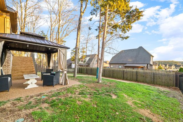 512 Hollow Tree Trl, Mount Juliet, TN 37122