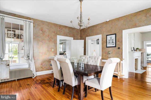 2239 SIXTH ST, Middletown, VA 22645