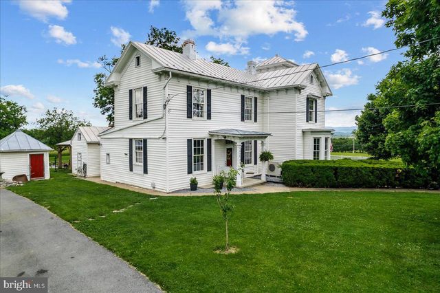 2239 SIXTH ST, Middletown, VA 22645