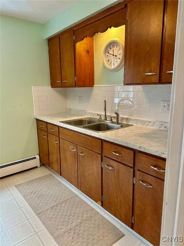 408 East Broadway, Fulton, NY 13069