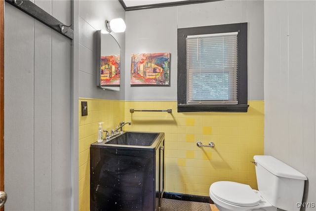 408 East Broadway, Fulton, NY 13069