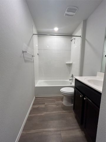 360 Jacquard Court, Troy, TX 76579