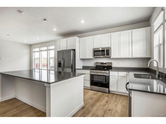 3067 Gladstone Ave, Loveland, CO 80538