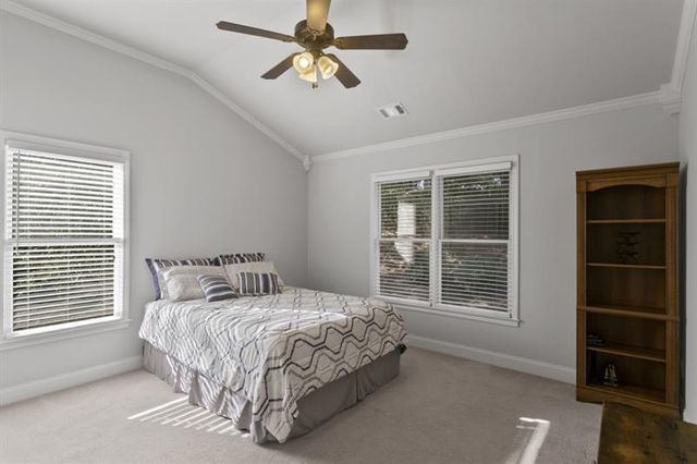 5840 Vista Brook Drive, Suwanee, GA 30024