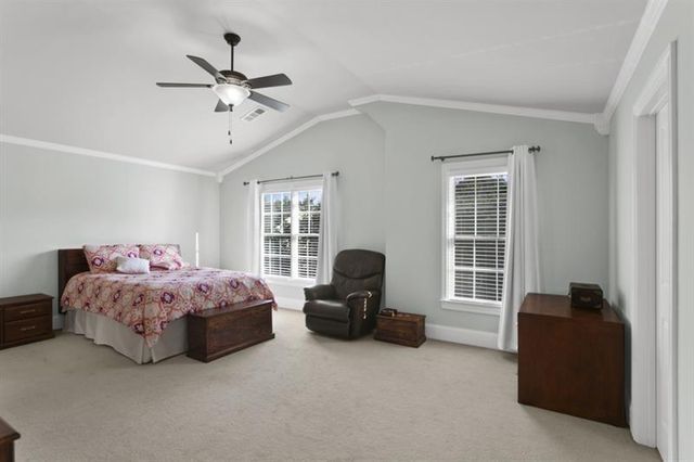 5840 Vista Brook Drive, Suwanee, GA 30024