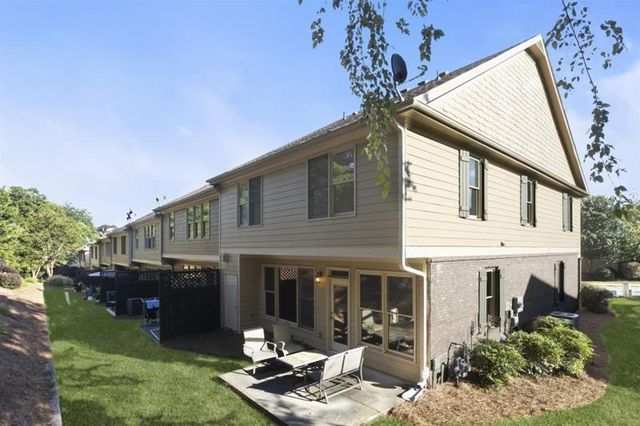 5840 Vista Brook Drive, Suwanee, GA 30024