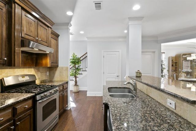 5840 Vista Brook Drive, Suwanee, GA 30024