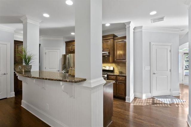 5840 Vista Brook Drive, Suwanee, GA 30024