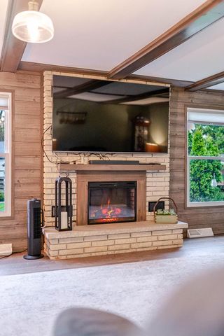 509 Jackson STREET, Mishicot, WI 54228