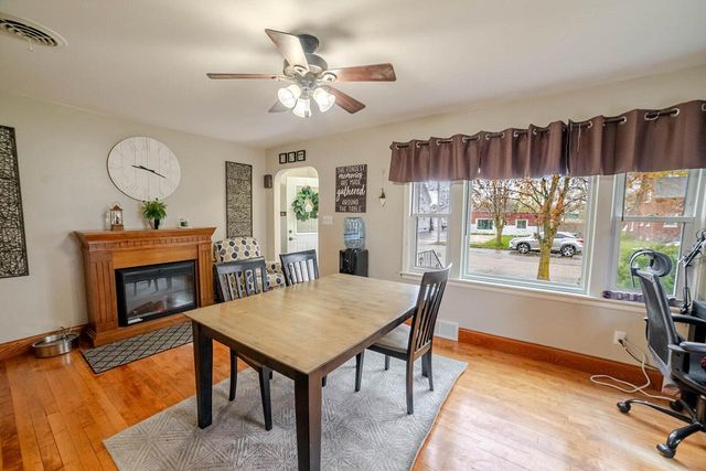 509 Jackson STREET, Mishicot, WI 54228