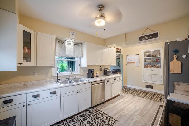 509 Jackson STREET, Mishicot, WI 54228