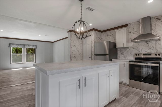 260 W 1st Street, Midway, GA 31320