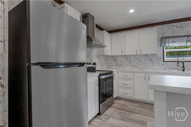 260 W 1st Street, Midway, GA 31320