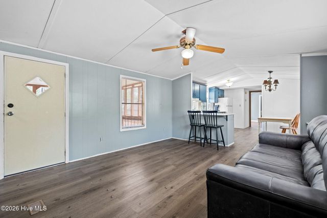 1035 Cockleshell Drive SW, Supply, NC 28462