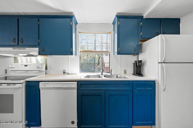 1035 Cockleshell Drive SW, Supply, NC 28462