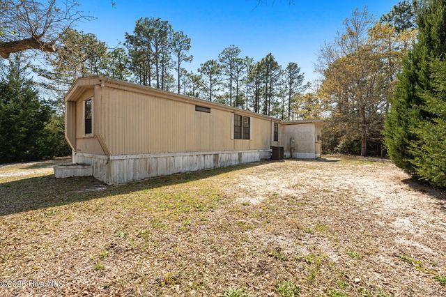 1035 Cockleshell Drive SW, Supply, NC 28462