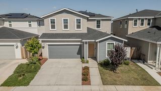 2844 N Vahe Avenue, Fresno, CA 93737