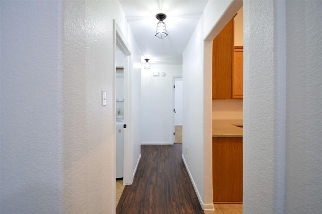 34 S Rambling Ridge Place, Conroe, TX 77385