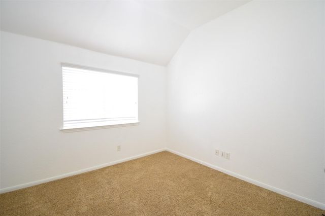 34 S Rambling Ridge Place, Conroe, TX 77385