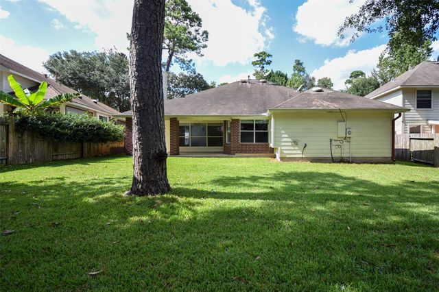 34 S Rambling Ridge Place, Conroe, TX 77385