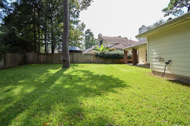 34 S Rambling Ridge Place, Conroe, TX 77385