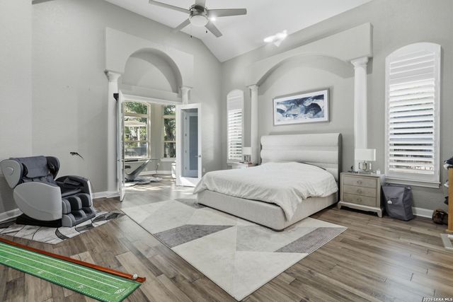 1 BAYSIDE CT, San Antonio, TX 78257