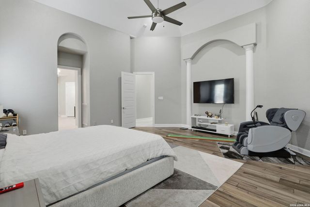1 BAYSIDE CT, San Antonio, TX 78257