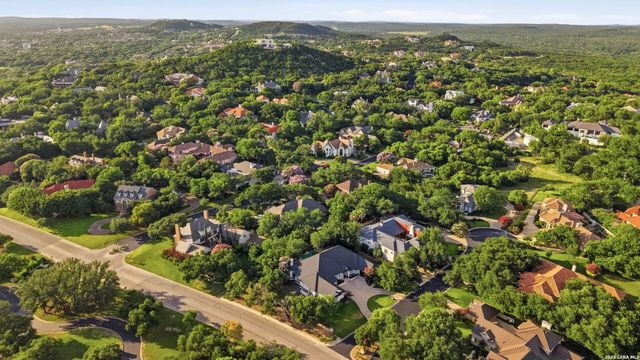 1 BAYSIDE CT, San Antonio, TX 78257