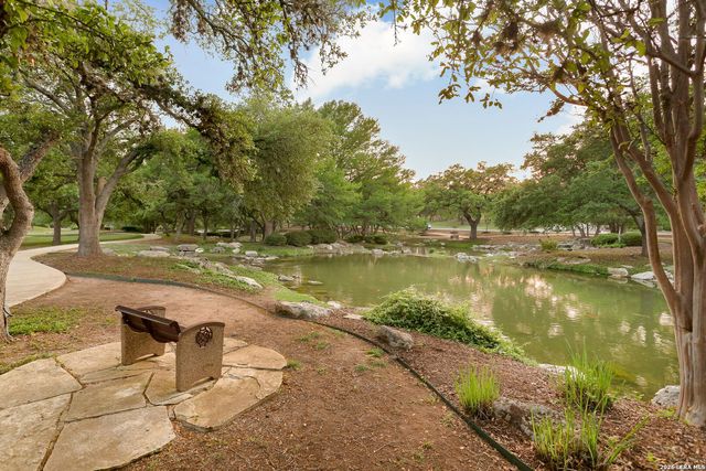 1 BAYSIDE CT, San Antonio, TX 78257