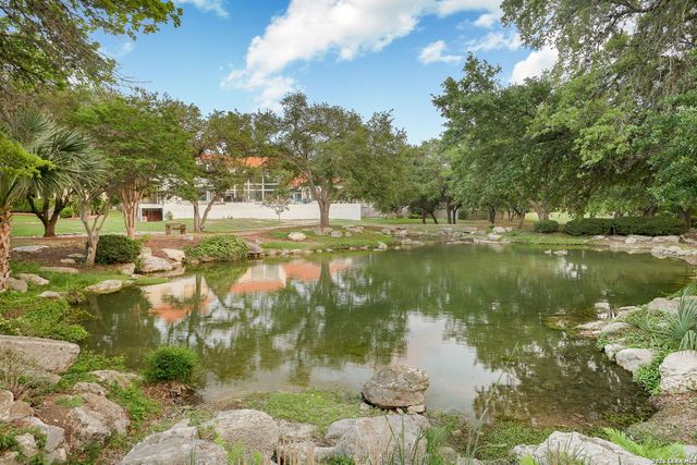 1 BAYSIDE CT, San Antonio, TX 78257