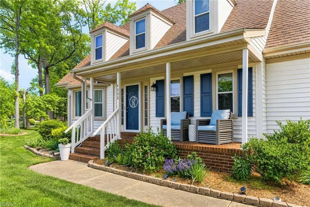 4232 Thalia Forest LN, Virginia Beach, VA 23452